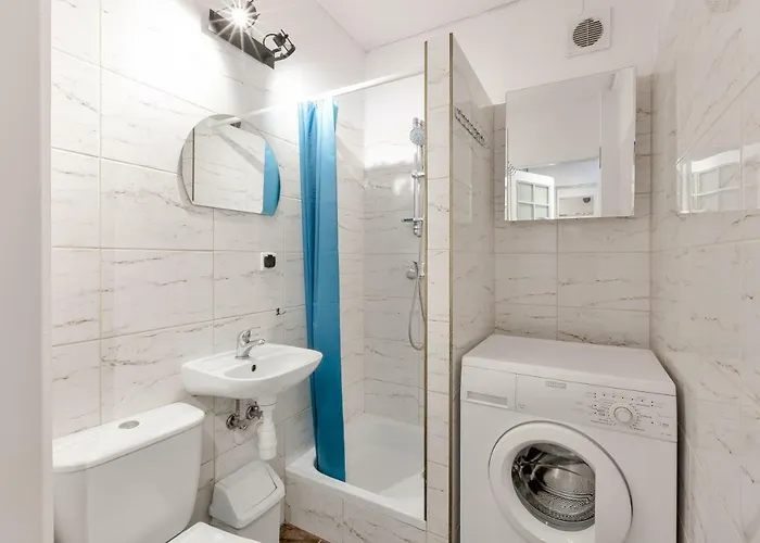 Animal House - Stayinwroclaw *