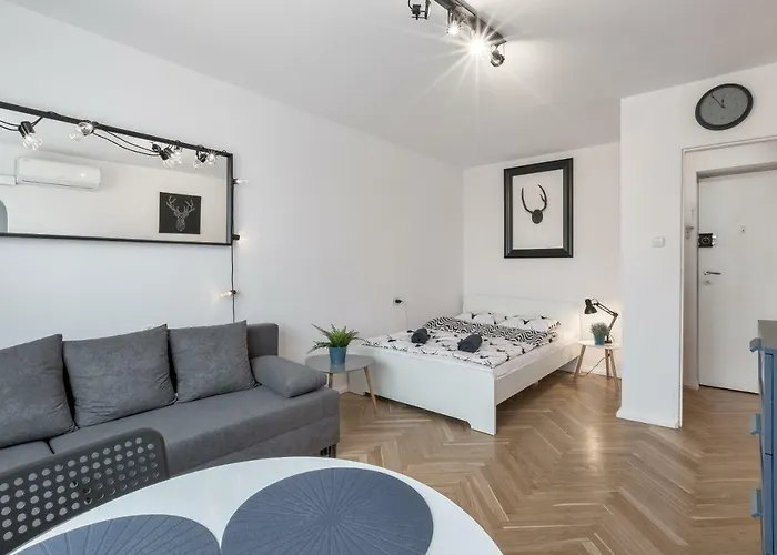 Animal House - Stayinwroclaw Apartment *